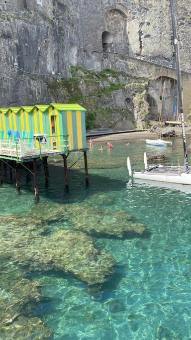 Sostaoplontina Casa Vacanza Torre Annunziata Eksteriør billede